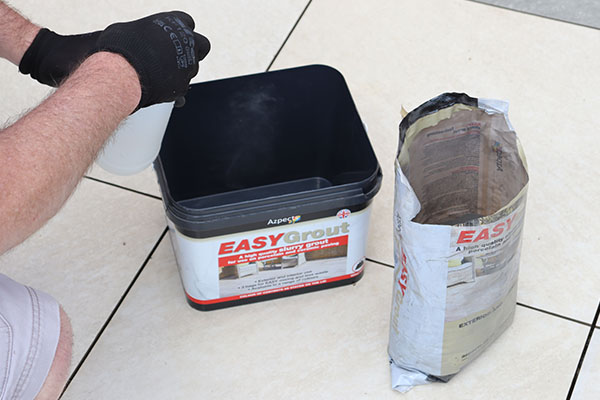EASYGrout Multiple Paving Sizes